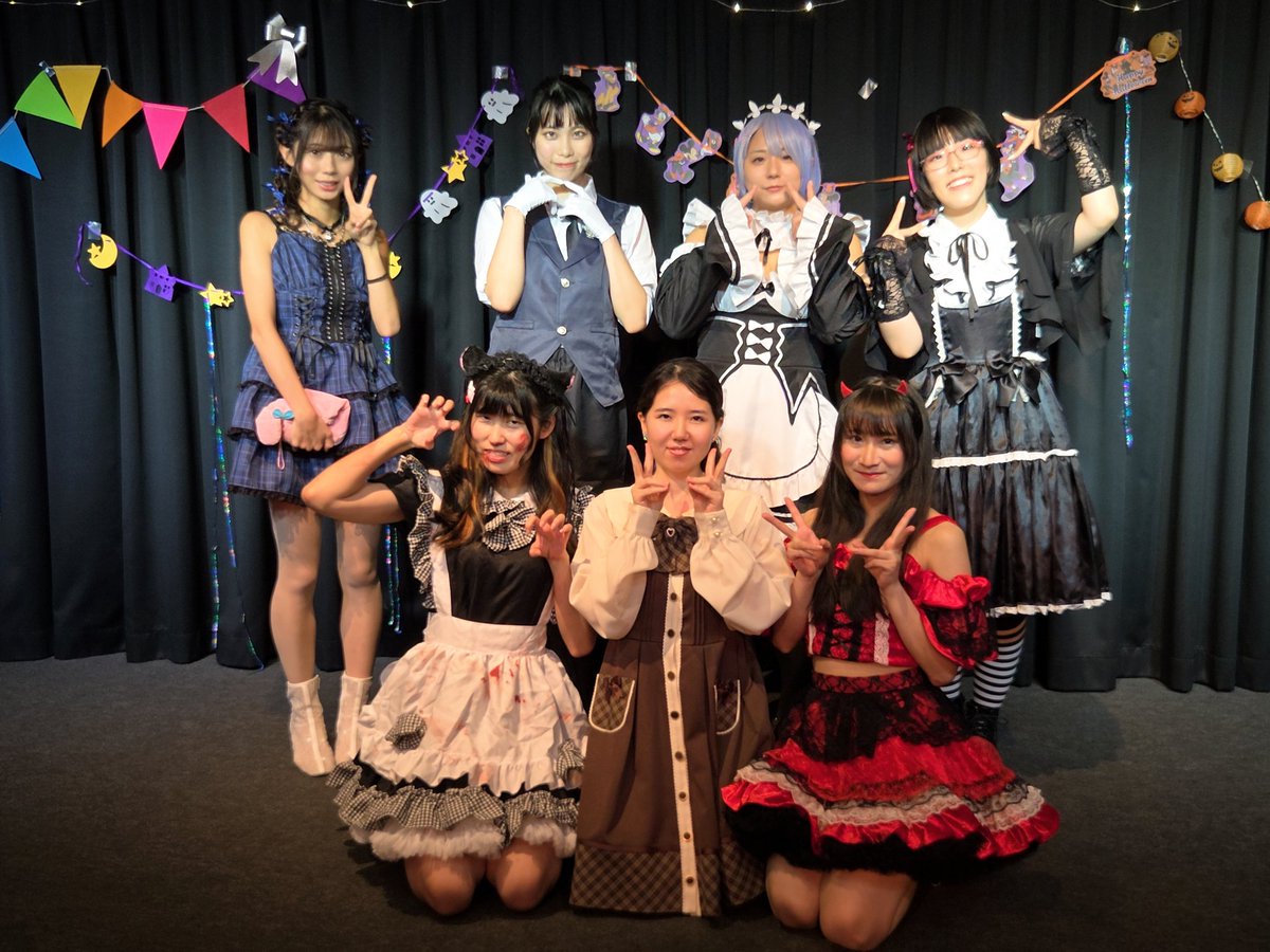 min_min_nkb's tweet photo. 本日は  #にこにこハロウィンライブ2025 ご来場頂きありがとうございました!(´▽｀)

沢山のお客様にご来場頂きありがとうございました🙇‍♂️
配信でご覧になられた方もありがとうございました🙇‍♂️

また #にこにこクリスマスライブ でお会いしましょう🎄.*🎁🎅🌟 https://t.co/oPo9kpR6Eg