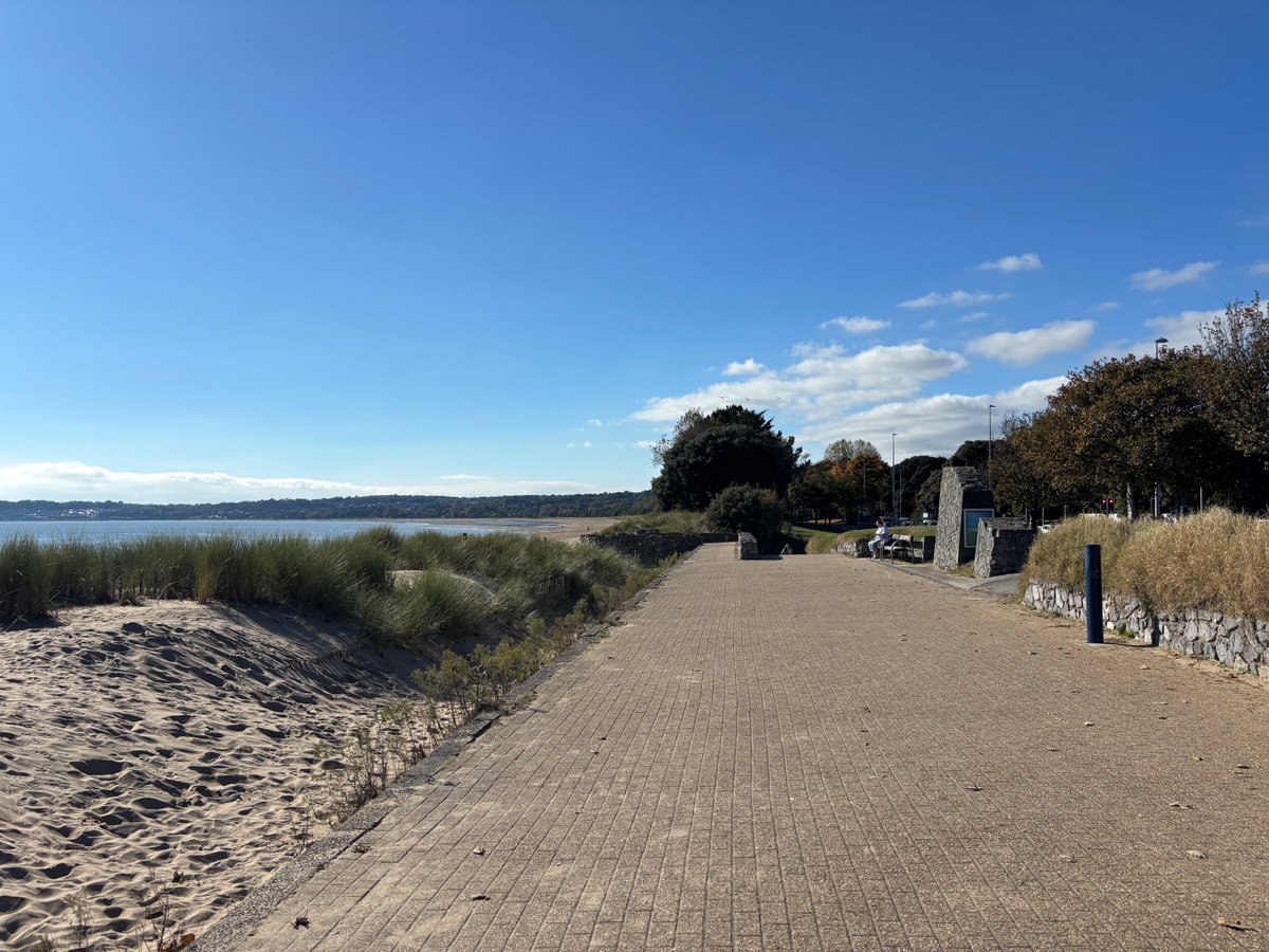 We’re more than just an event venue! How many conference venues offer a beachfront stroll during your break? 🌊
Rydym yn fwy na lleoliad digwyddiadau! Sawl lleoliad cynhadledd sy'n cynnig taith gerdded ar lan y môr yn ystod dy egwyl? 🌊