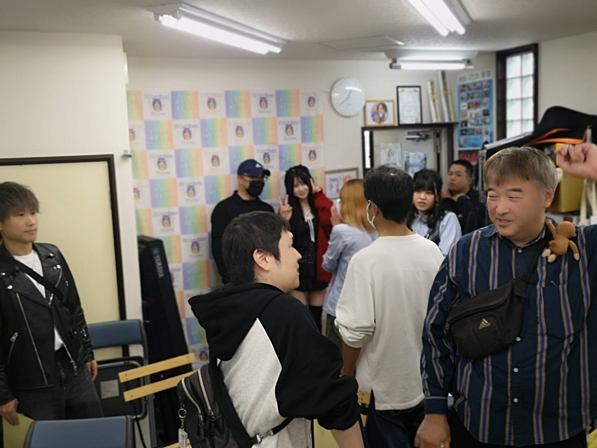 本日は夢企画　ぷぅさんの夢舞台へ！の生放送でゲストにナズナさんと姫奈楓さんにお越しいただきました😉

人気がありルピナススタジオにはファンが詰めかけチェキや交流会などが行われてました😁

2人の活躍今後も期待してます😉
#ナズナ
#姫奈楓
#FMルピナス