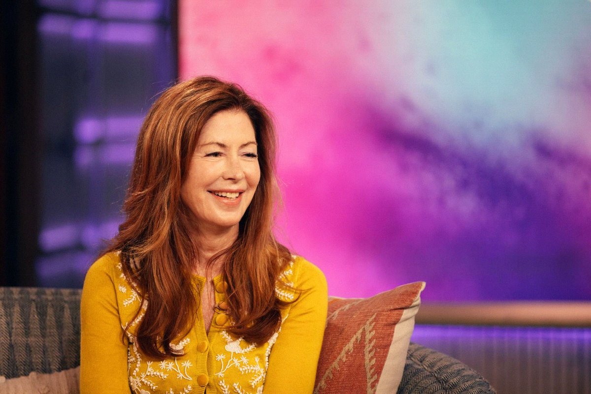 Dana Delany and Annabella Sciorra on The Kelly Clarkson Show, Season 7. 

Dana’s episode should air on October 21, 2025! #TulsaKing