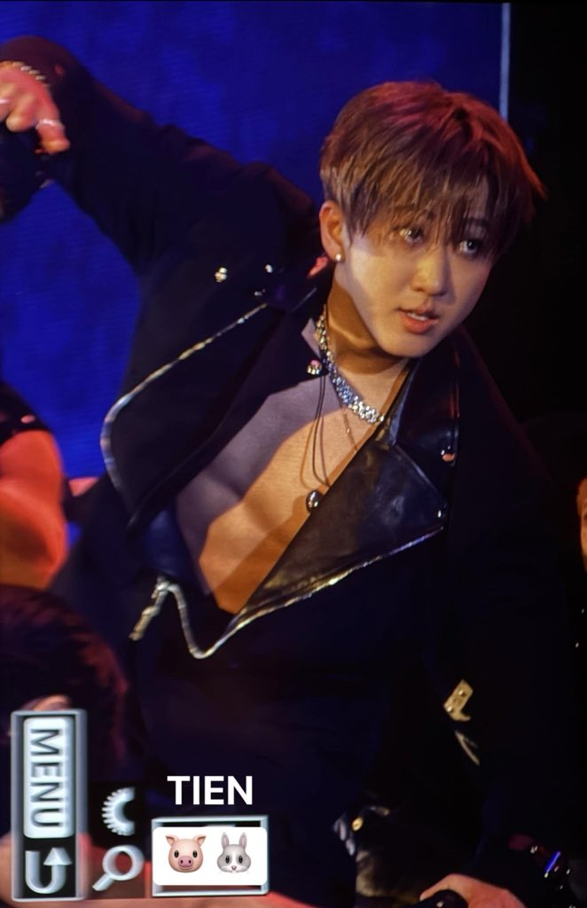 TT_3racha's tweet image. 251019 Dominate_CelebrATE Day 2
🐷🐰 🫣🫣

#Changbin #창빈 #チャンビン
#StrayKids #스트레이키즈