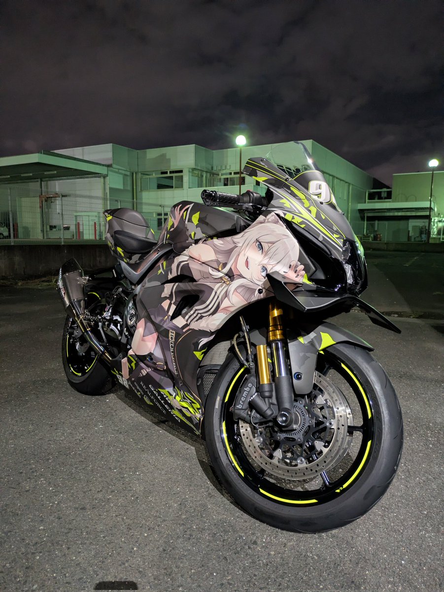ガレージにバイクしまったのでこれにて僕の痛天は終了です！
団体で展示してくれたホロ二輪の方々、絡んでいただいた方々ありがとうございました
春行くなら自走です