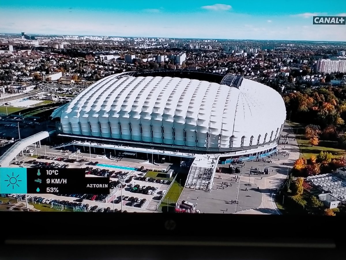 Po PLK w Warszawie szybki przeskok na klasyk Polski Zachodniej przy Bułgarskiej. #LPOPOG