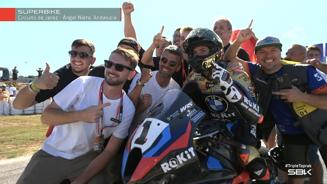 Duvarları yıka yıka şampiyon!

Toprak Razgatlıoğlu...