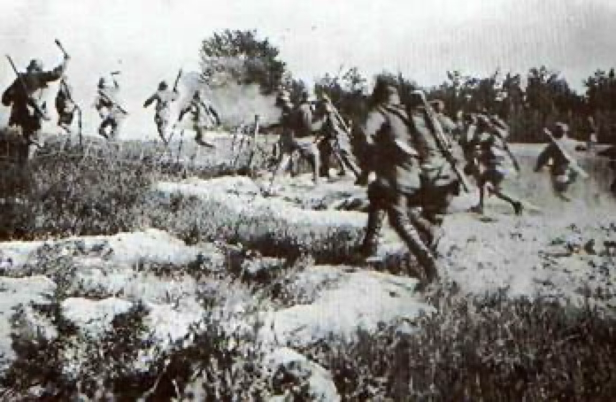 ANPIRomaPosti's tweet photo. Il #24ottobre 1917 nove divisioni austriache e sei tedesche attaccarono a #Caporetto (oggi in #Slovenia) sfondando le linee italiane per una quindicina di chilometri di ampiezza. L'intero fronte italiano cedette e l'esercito fu costretto ad una ritirata disastrosa fino al #Piave. https://t.co/KyxiwBFyUW