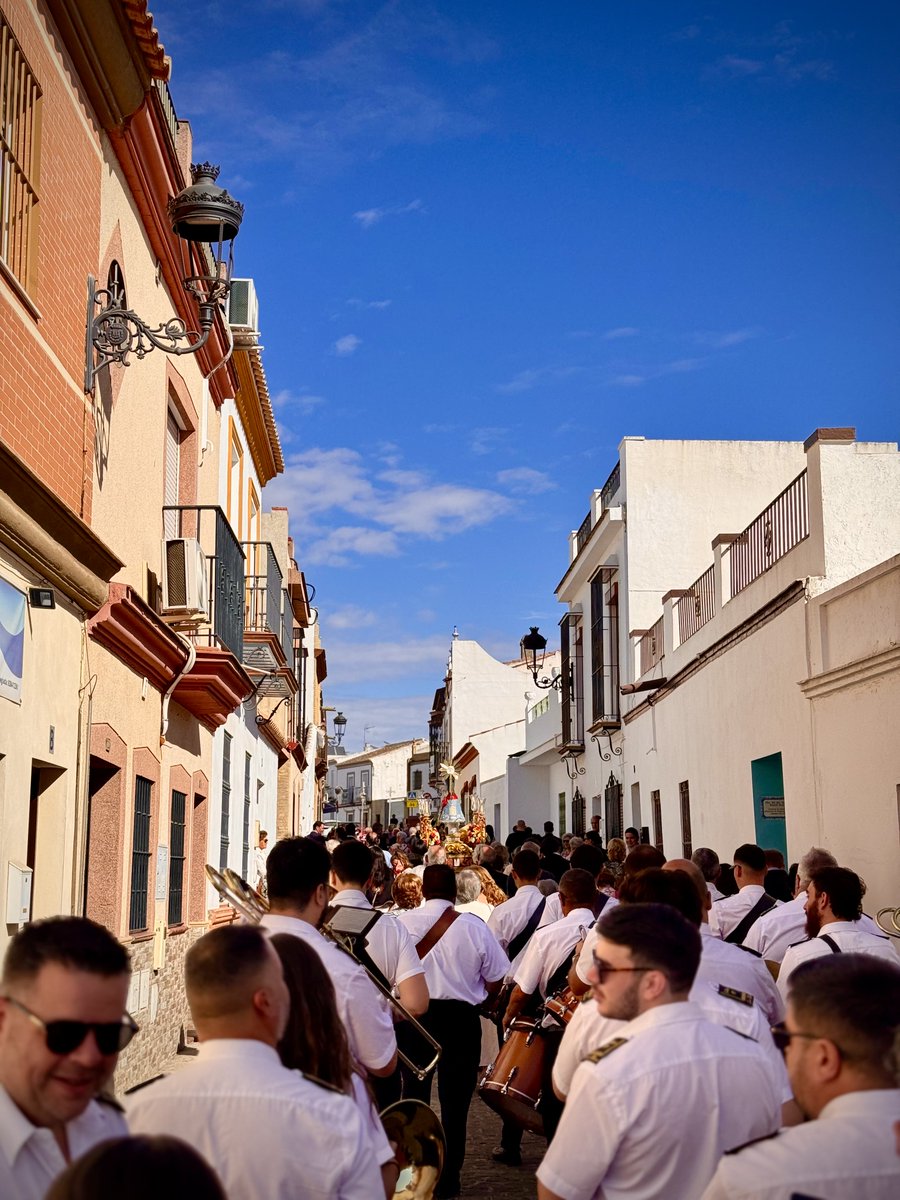 La Oliva de Salteras tweet media