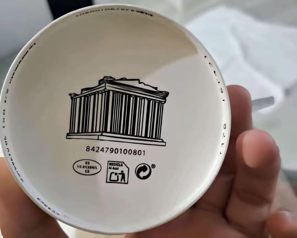 This is clever - barcode on the bottom of a tub of Greek yogurt 😁
H/t @nick_the_greek58