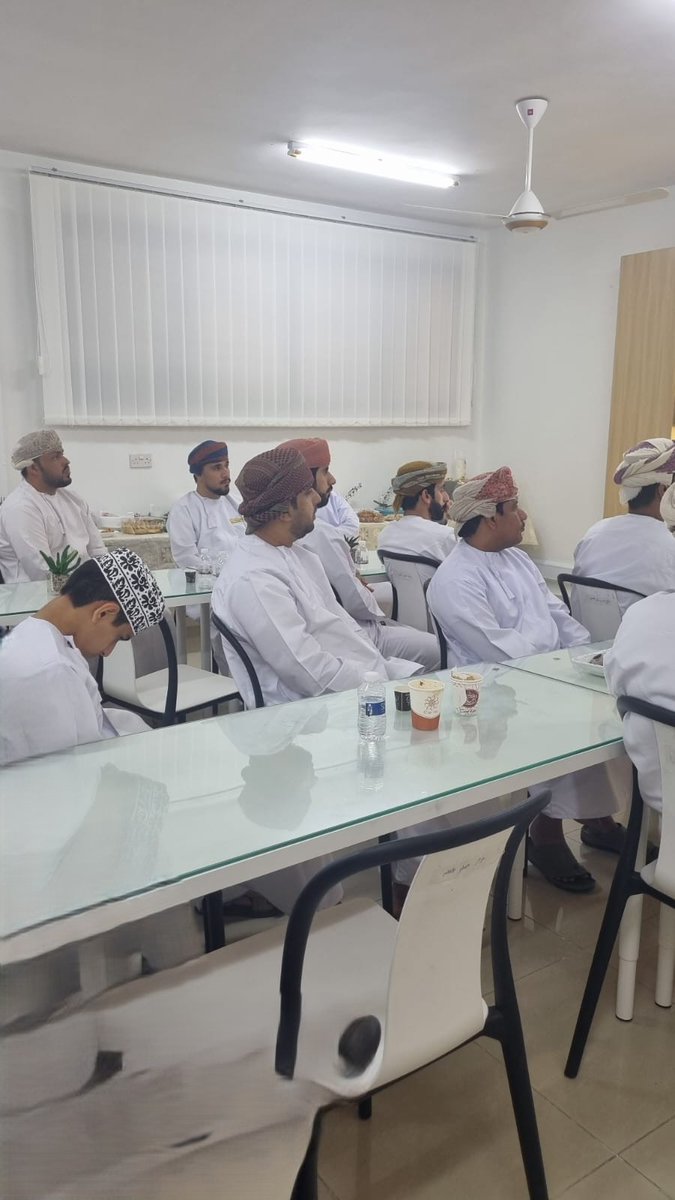 جانب من حضور ملتقى الإبداع المعرفي الذي أقيم في مدرسة حيل العوامر للتعليم الأساسي (9-12) بإشراف أ.نصراء العوفي مشرفة مصادر تعلم بهدف تبادل الخبرات وعرض المشاريع والمبادرات.
#مدارسنا_مستقبل_واعد #تعلم_مستدام
<a href="/EduGovMct1333/">مدرسة النهضة مسائي 5-7 بنين</a>
<a href="/Muscat2024/">دائرة الإشراف التربوي</a>
<a href="/Lrc_2021/">مراكز مصادر التعلم مسقط</a>
<a href="/EduGovMct/">تعليمية مسقط</a>
<a href="/al_oufinasra/">نصراء بنت محمد العوفي</a>