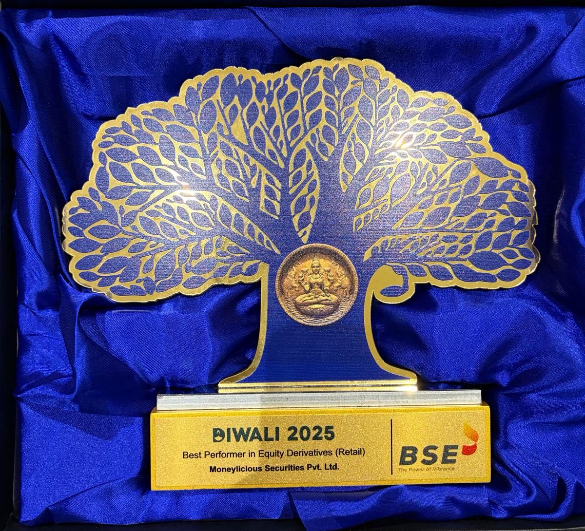 We are honoured to be recognised as the Best Performer in Equity Derivatives (Retail) at the <a href="/BSEIndia/">BSE India</a> Awards 2025! 

This achievement reflects the confidence our clients place in us and the dedication of the incredible team. 🙏