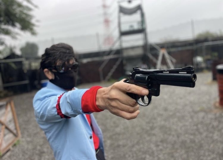 Python_mina357's tweet image. #リボルバーを構えて強者感を出せ
 
オイラも…
最新版‥
