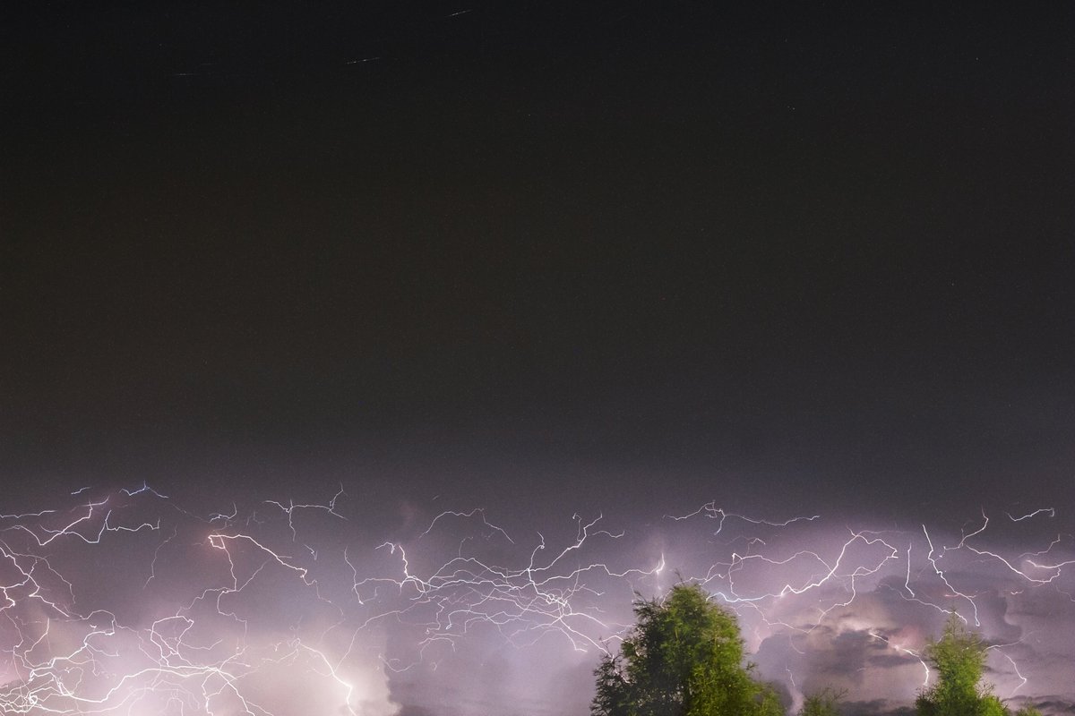 gm

Electric

A stack of at least 57 separate images

5 tez

#tezos 🔗👇