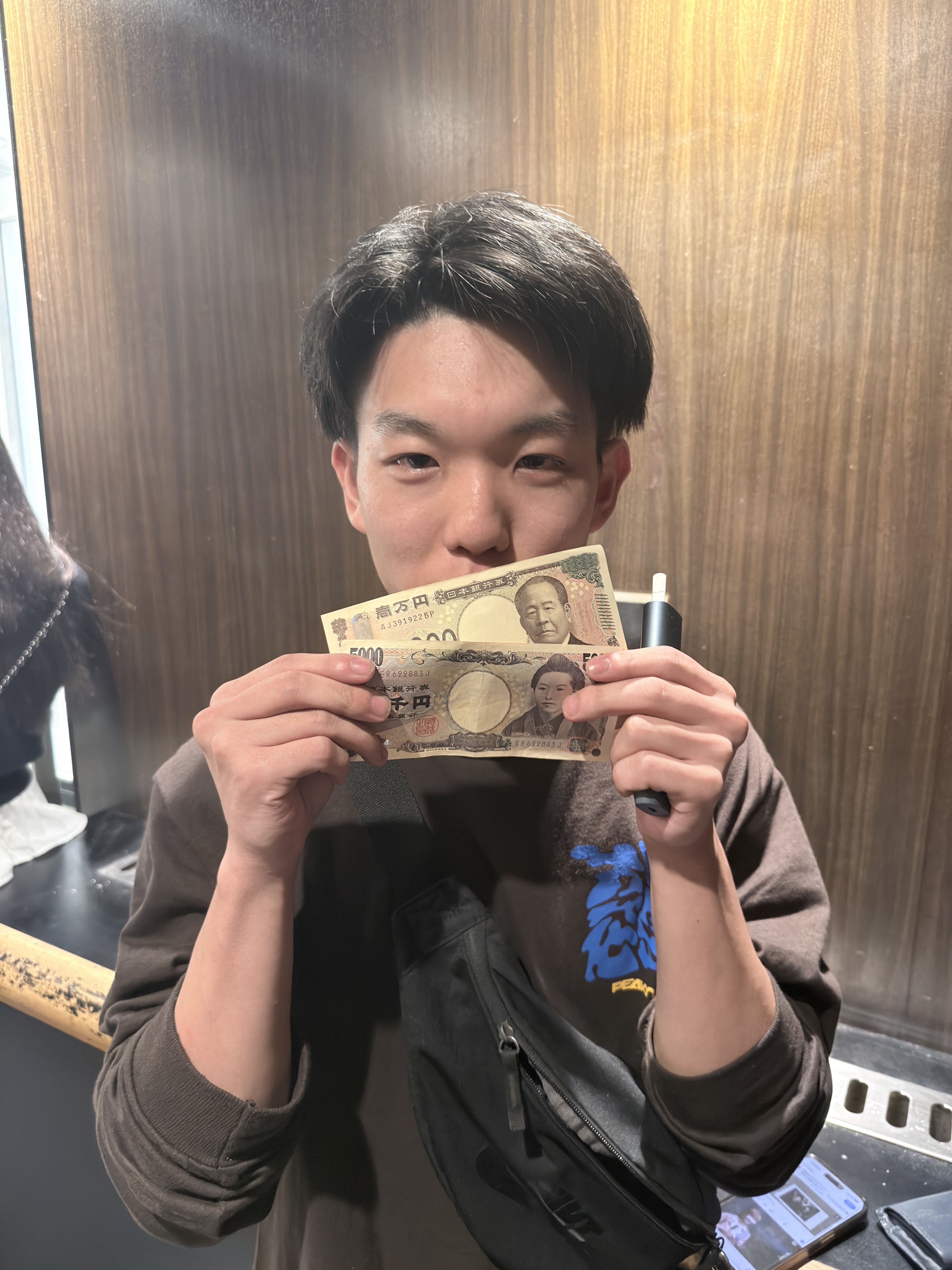 おさかなチンパンジーです。 FdWXLxOUoAAGfjh.jpg