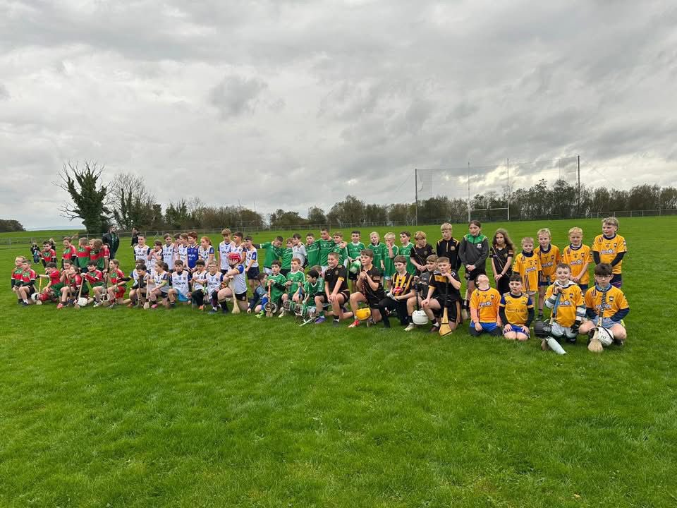 Great day out for our U10.5s yesterday on a blowy, wet afternoon in Cavanacarragh. The boys and girls played 6 games and displayed great skill and determination in each. Fine performances all around from led to a very successful afternoon, well done 🙌🏻🌟⚫️🟡