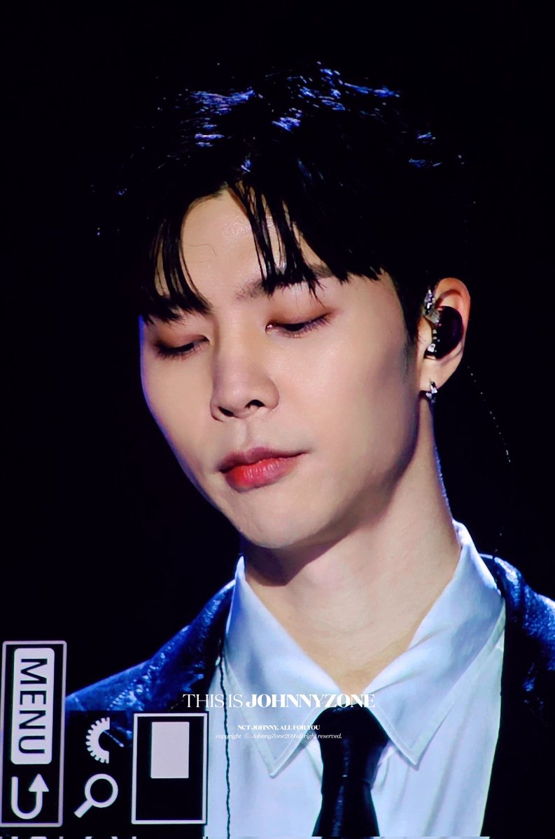 JohnnyZone209's tweet photo. 251019 VLF 💘

#NCT #NCT127 #JOHNNY #쟈니 #ジャニー #서영호 #JOHNNYSUH #영호 https://t.co/5ioEqVxJQP