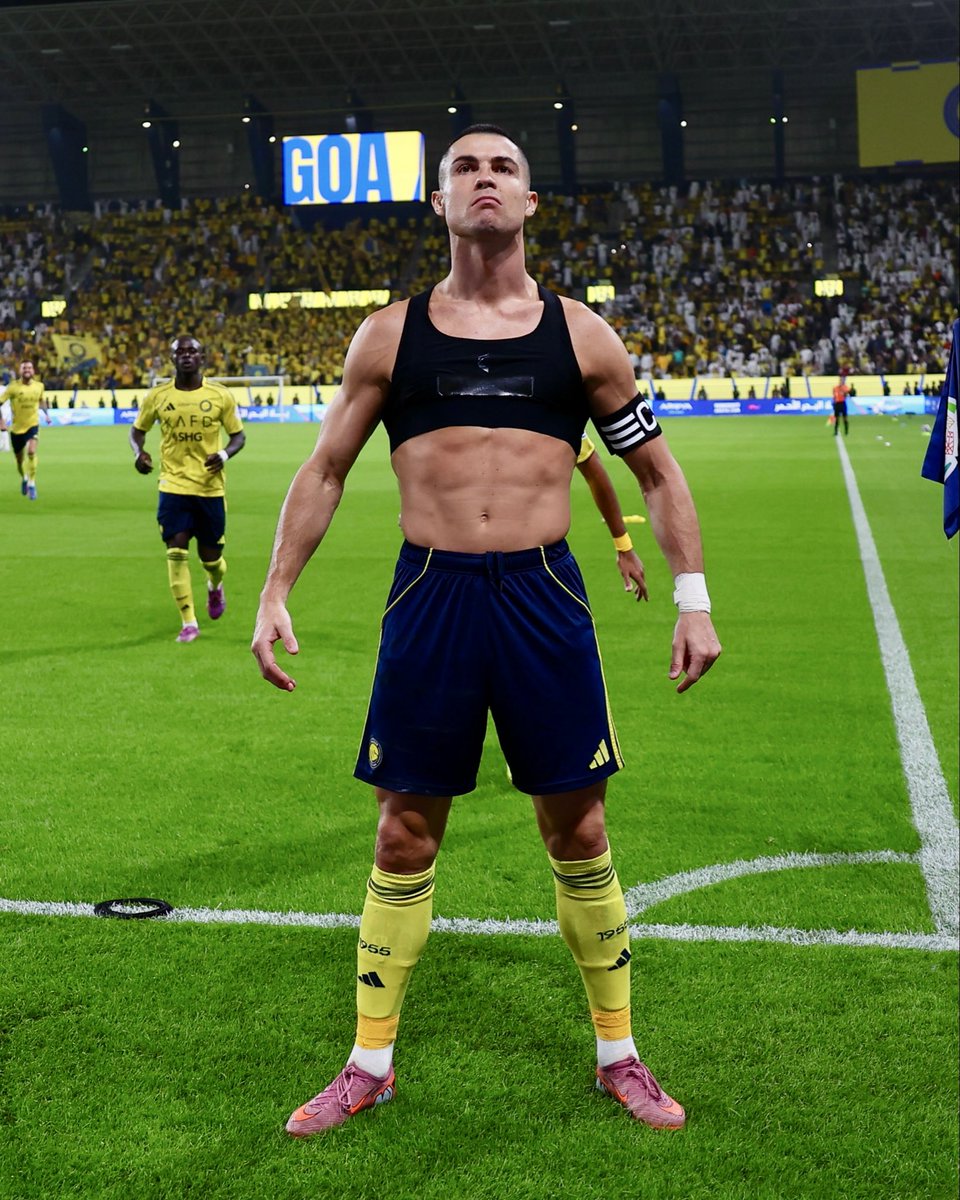 <a href="/Joaconel/">Joaconel.</a> A 51 goles de los 1000

#CR7𓃵