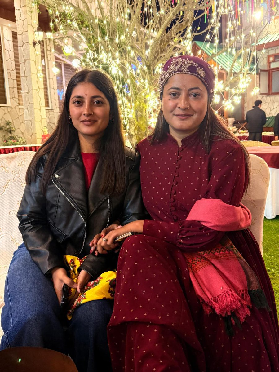 "आप सभी मित्रों को छोटी दिवाली की बहुत बहुत शुभकामनाएं 🥰💥
!!राम"राम!!
       "यह दिवाली आप सबके जीवन में ढेर सारी खुशियां लाए, आप सब को ढेर सारा प्यार!!🥰
Ishi......✍️