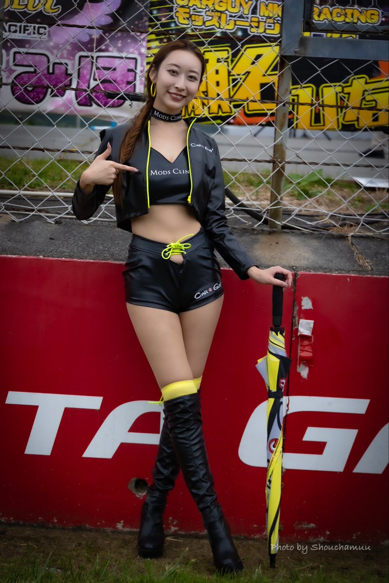 2025.10.18 SUPERGT RD.7 AUTOPOLIS 予選日ピットウォーク CARGUY MORS RACING GIRLS 瀬名ひなのさん 背も高いし美人だし🤗２日間で多く撮影させていただきました！お話しも少しばかり🤏できて嬉しかった！撮影ご対応ありがとうございました😊
