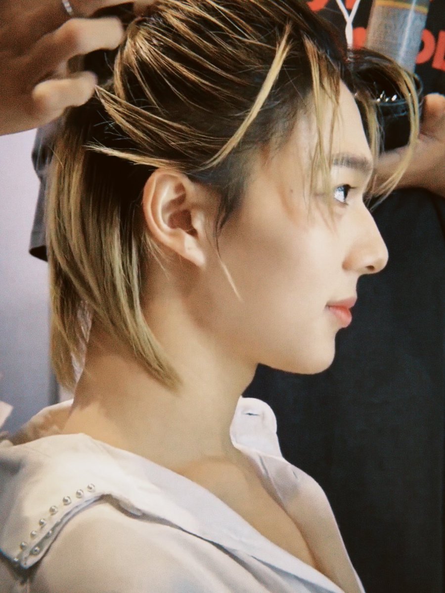 0910x0725_'s tweet image. CWR at DA Con Day2
#DA20ConcertxNuNewD2 
#NuNew