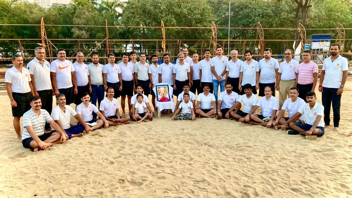shri_kys's tweet photo. श्रद्धा व उत्साह से मनाई द्वितीय संघप्रमुख श्रद्धेय आयुवान सिंह जी हुड़ील की जयंती

17 अक्टूबर को श्री क्षत्रिय युवक संघ के द्वितीय संघप्रमुख श्रद्धेय आयुवान सिंह जी हुड़ील की जयंती विभिन्न स्थानों पर श्रद्धा व उत्साह से मनाई गई 1/6 https://t.co/DCZjT7mXYi