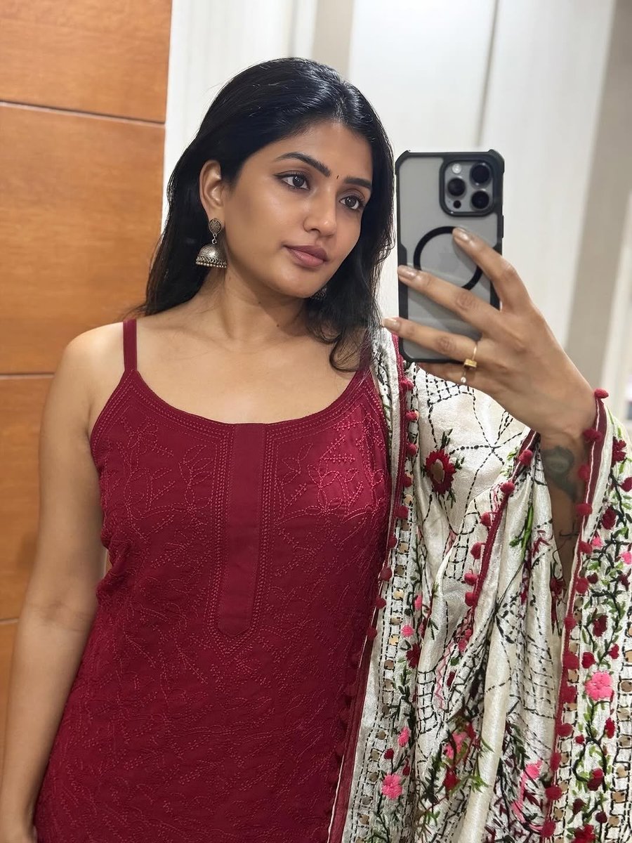 gill_to_kill's tweet image. #EeshaRebba ❤️