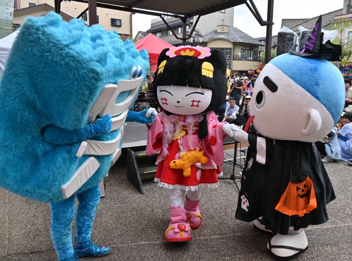 #ご当地キャラ博2025 2日間、ありがとうございました💖
めちゃくちゃ楽しかったですぅ〜❣️
いっぱい可愛いをいただきました❗️←ホンマやで
また、彦根でお会いしましょ〜💖待ってるね☺️
皆様のポストのお返事がまだできてなぁ〜ぃ❗️
ちゃんと読むからっ✨
ほんとにありがとう💕