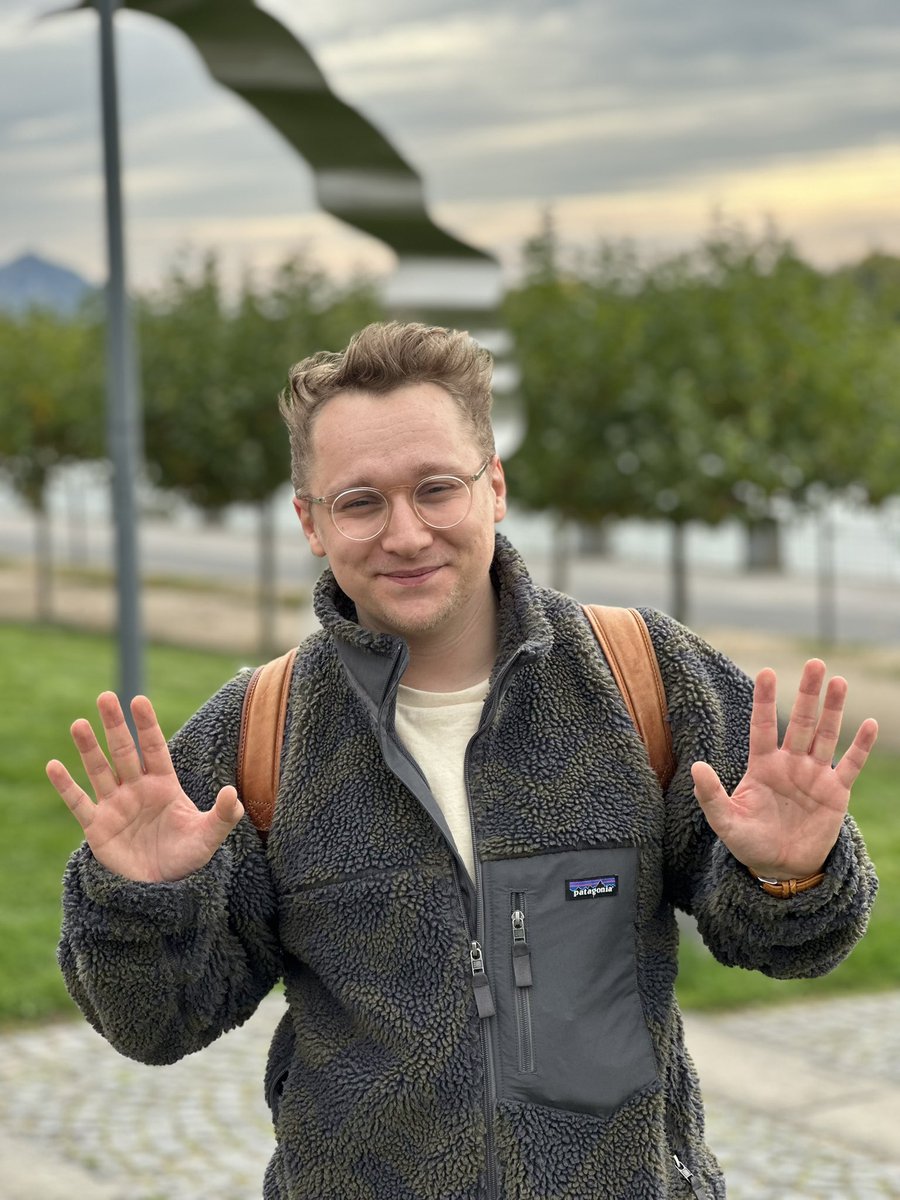 RaphaelNeven tweet media