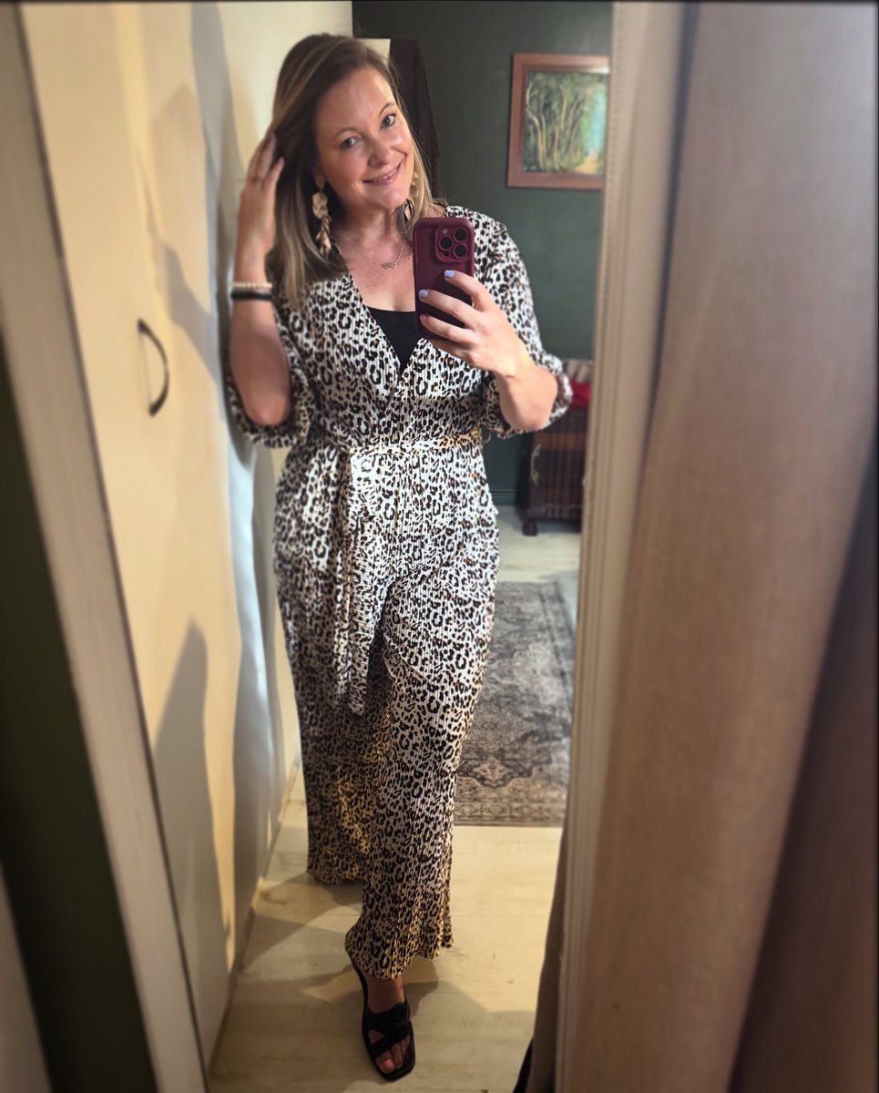 Stala_1's tweet photo. Sundays are also for church and dressing casual but elegant. https://t.co/qX729wSraG