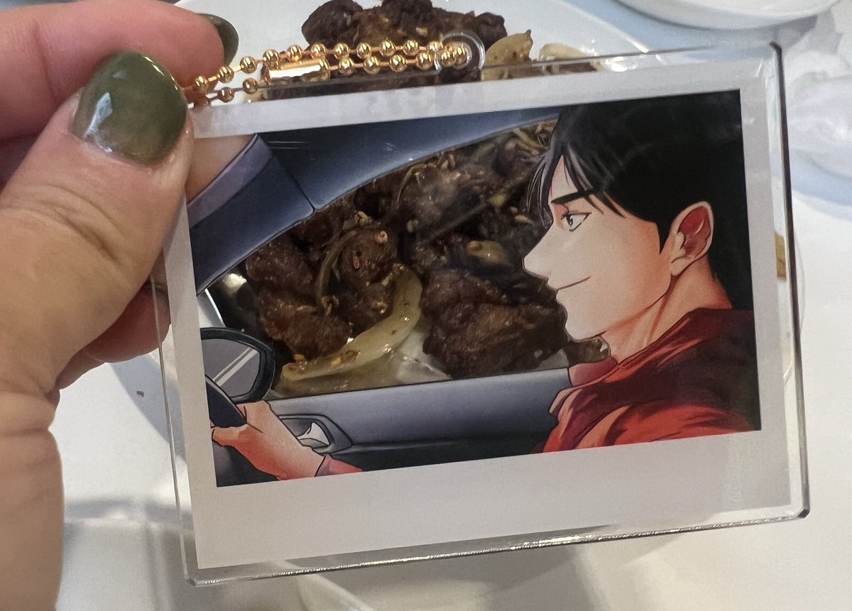 つぐみさんとこの玉にラム肉見せてきた