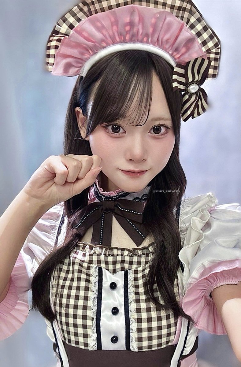 🎀ピンクメイドさん🎀ଘ(੭ ˘ ᵕ˘)っᯓ❤︎❤︎❤︎
