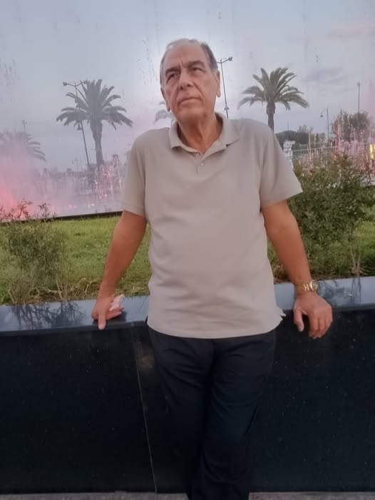 نتناقش حول الطائفية والأحزاب والمغانم ولا نتذكر الوطن (العراق) ومصيره بجملة واحدة إلى متى نبقى هكذا ؟!!