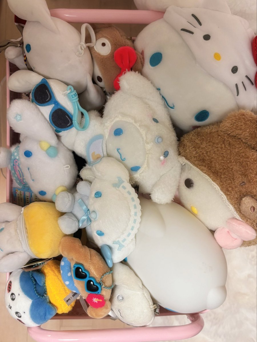 트친님들 저 오늘 너무너무 행복했어요
이러고 하루종일 누워잌ㅅ었슨