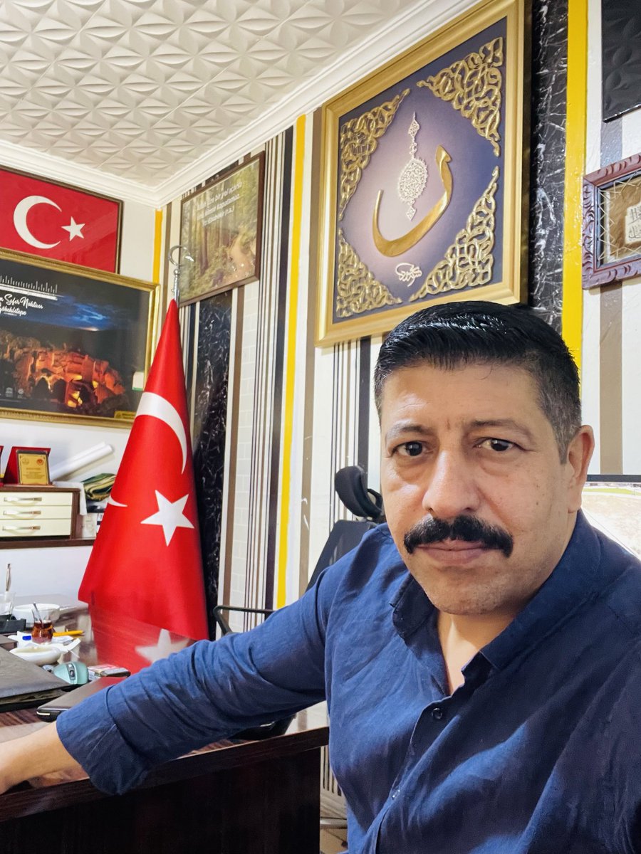 muhtarbagis's tweet photo. Mahallenin tüm sorunlarda ilk ulaştığı sorunları çözen muhtardır özveriyle çalışan muhtarların 19 Ekim Muhtarlar Günü kutlu olsun bize bugünü hediye eden reisimiz syn @RTErdogan tşk edrim bu günde bizlerin ziyaret edilmesi lazım onun için hiç bir siyasetçiyi bugün ziyaret etmedim https://t.co/u70QK5e2sS