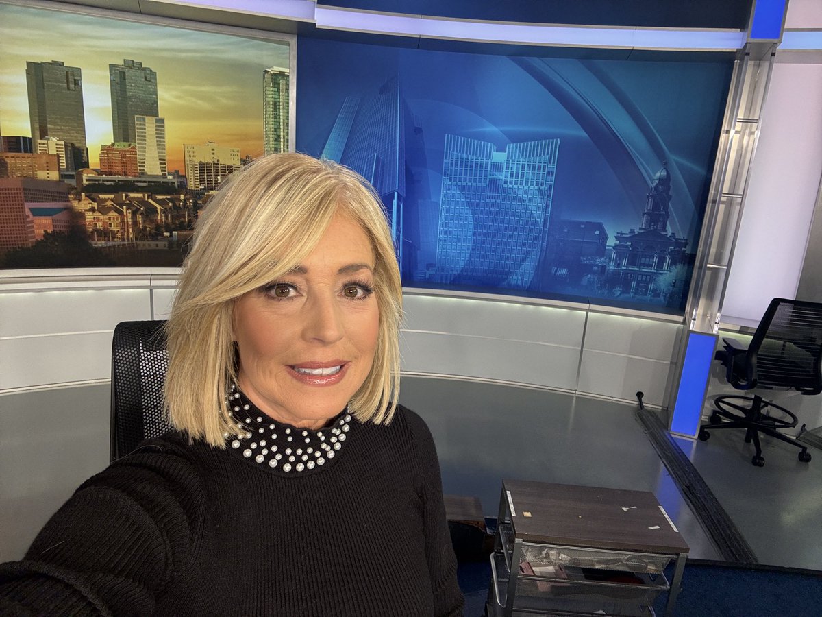 GINGER ALLEN (@gingercbs11) on Twitter photo Talking everything from good weather to Cowboys to toilet paper- yes! 🚽🧻 - this morning. 🤔Filling in for the wonderful <a href="/cbs11Robbie/">Robbie Owens</a> today. ☀️ Talking everything from good weather to Cowboys to toilet paper- yes! 🚽🧻 - this morning. 🤔Filling in for the wonderful <a href="/cbs11Robbie/">Robbie Owens</a> today. ☀️