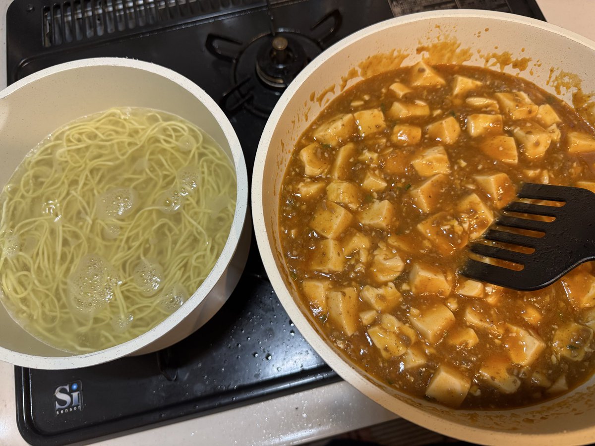 ryu_develop's tweet image. お昼に焼肉たくさん食べたのに夜も大食いしようとしてる