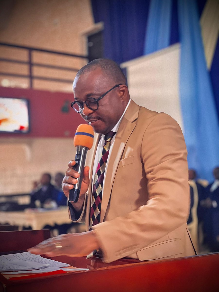 QIC_Oku's tweet photo. Announcement by Church Committee Chairman,
Elder Sly Edem 

#qicoku #ThyWordIsTruth #october #SundayService https://t.co/9wdpEyHRaA