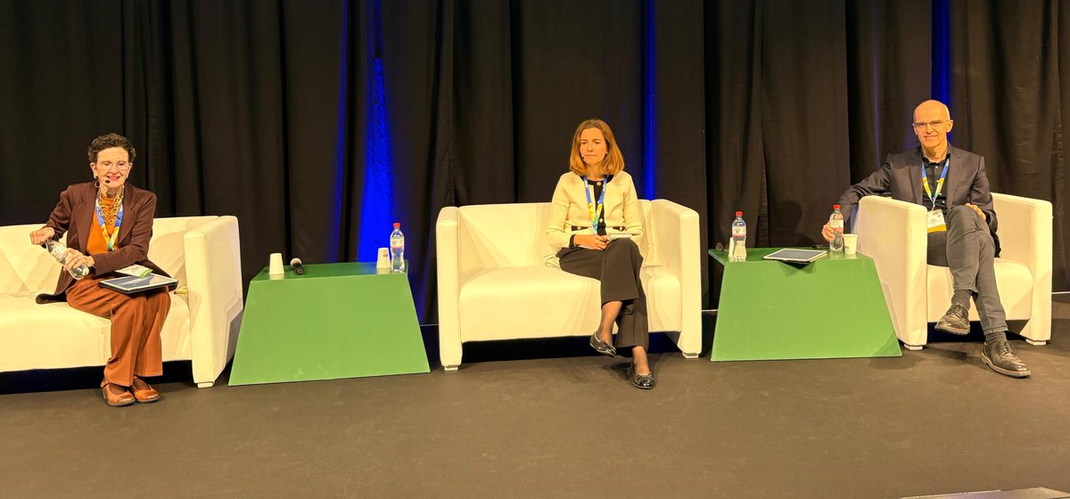 Happening now at #ESMO25! Our #breastcancer experts break down the latest data and share clinical considerations for using antibody-drug conjugates in your patients with HER2-low and -ultralow metastatic disease.
w/<a href="/SoniaPernas/">Sonia Pernas</a> 
#AnswersInCMELive #GetYourAnswersInCME #CME #MedEd