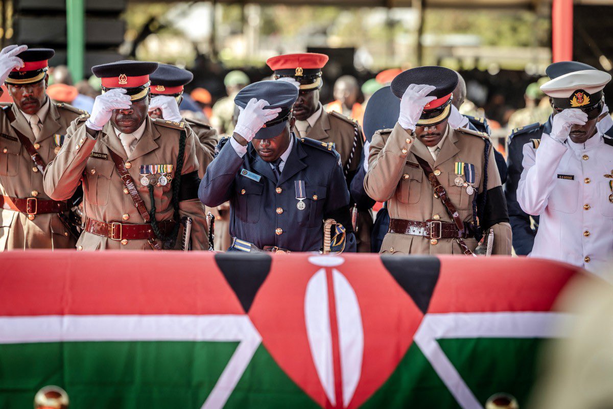 swiftpub's tweet image. UPDATE: Proceedings for the final day of funeral for former Prime Minister Raila Odinga are ongoing at the Jaramogi Oginga Odinga University grounds in Bondo.
Raila will be buried later today at his Bondo home in Siaya County. #SwiftUpdates