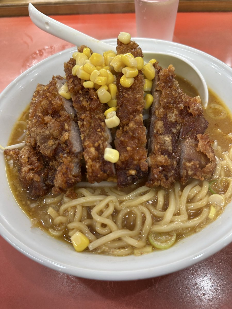 早稲田の大王ラーメンきた