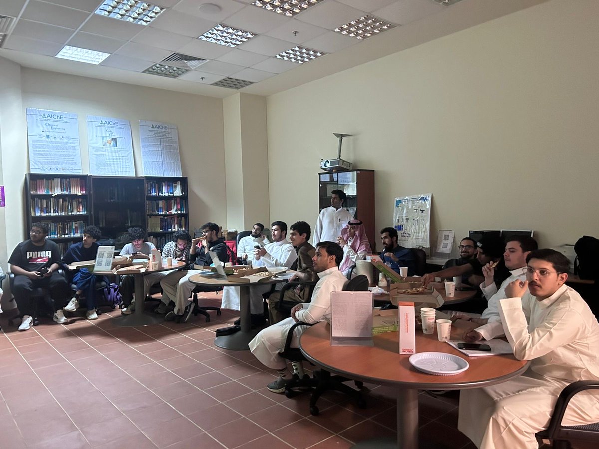 AIChE_KAU's tweet photo. 🎉 Kicking off the year with the AIChE KAU Meet &amp; Greet 2025!

New members joined the AIChE community, explored upcoming opportunities, and got introduced to the exciting ChemE-Car competition! ⚗️🚗
Here’s to a year full of innovation and collaboration! 💙

#AIChE #KAU #ChemECar https://t.co/qkayZc47hG