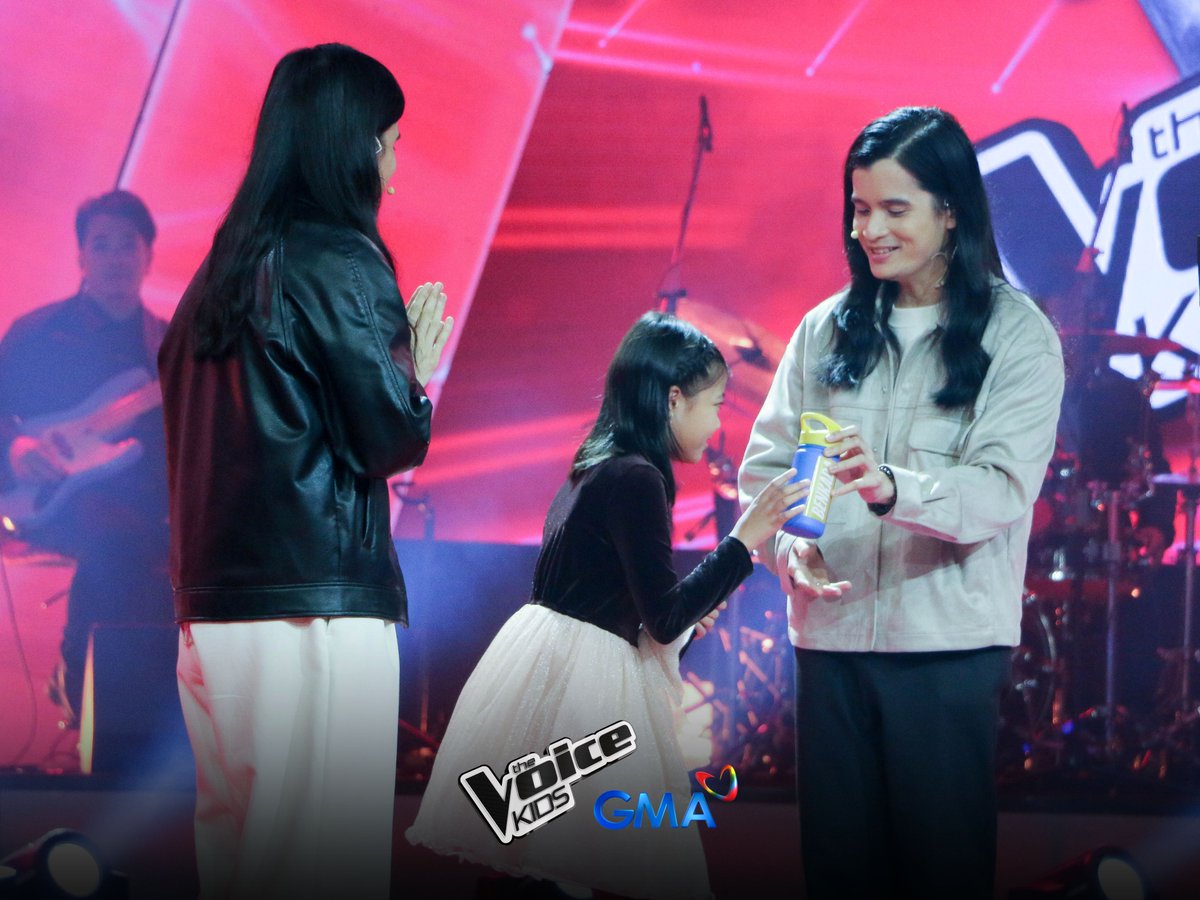 Katniss’ sweet voice now has a new home with #BenKada! 

#TVKCoachReplay
#TheVoiceKidsGMA | Sundays at 7:00 PM on GMA