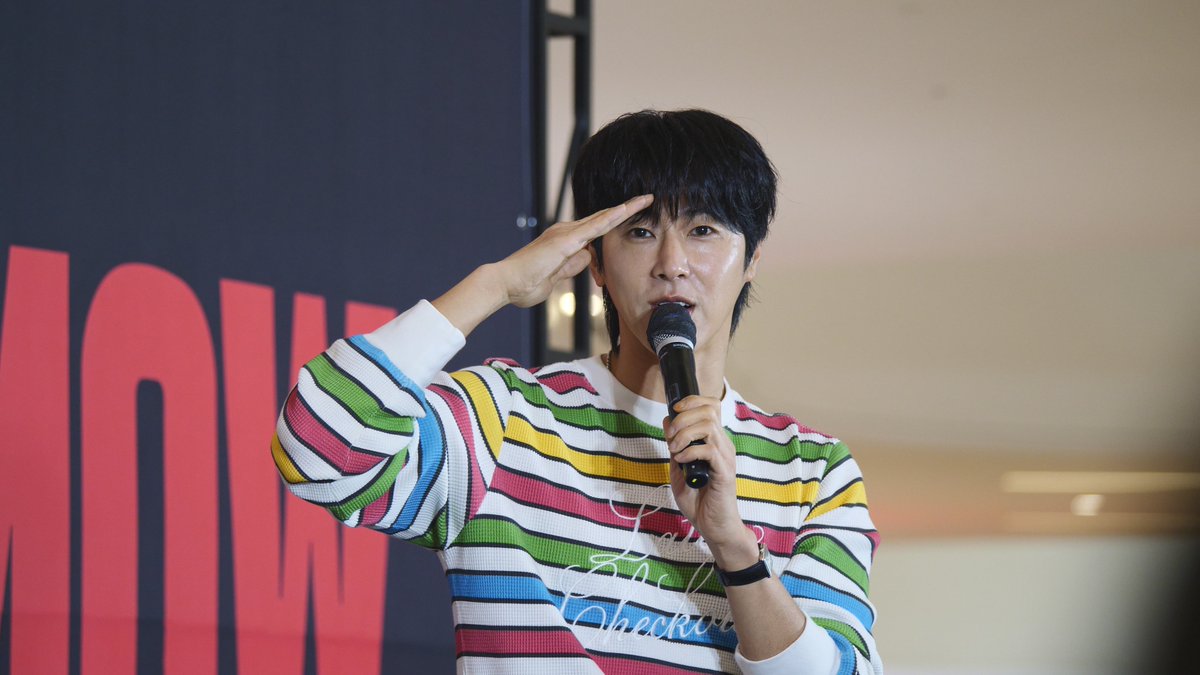 울트라 tweet media