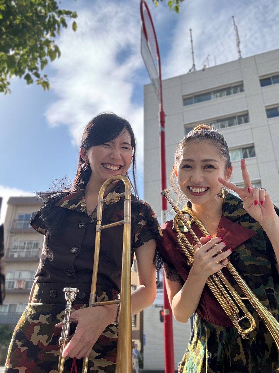 chika_t_p's tweet image. 昨日は #たをやめオルケスタ 😻
すみだジャズ！！

めちゃくちゃ晴れて、太陽たっぷり浴びながらのライブ！
最高に気持ちよかったです🎺

たをやめの皆さん、お客様、またお会いできますように🤍
ありがとうございました。
(リポストも見てネ)

お写真はサッコさんと紅さんと☺️✌🏻