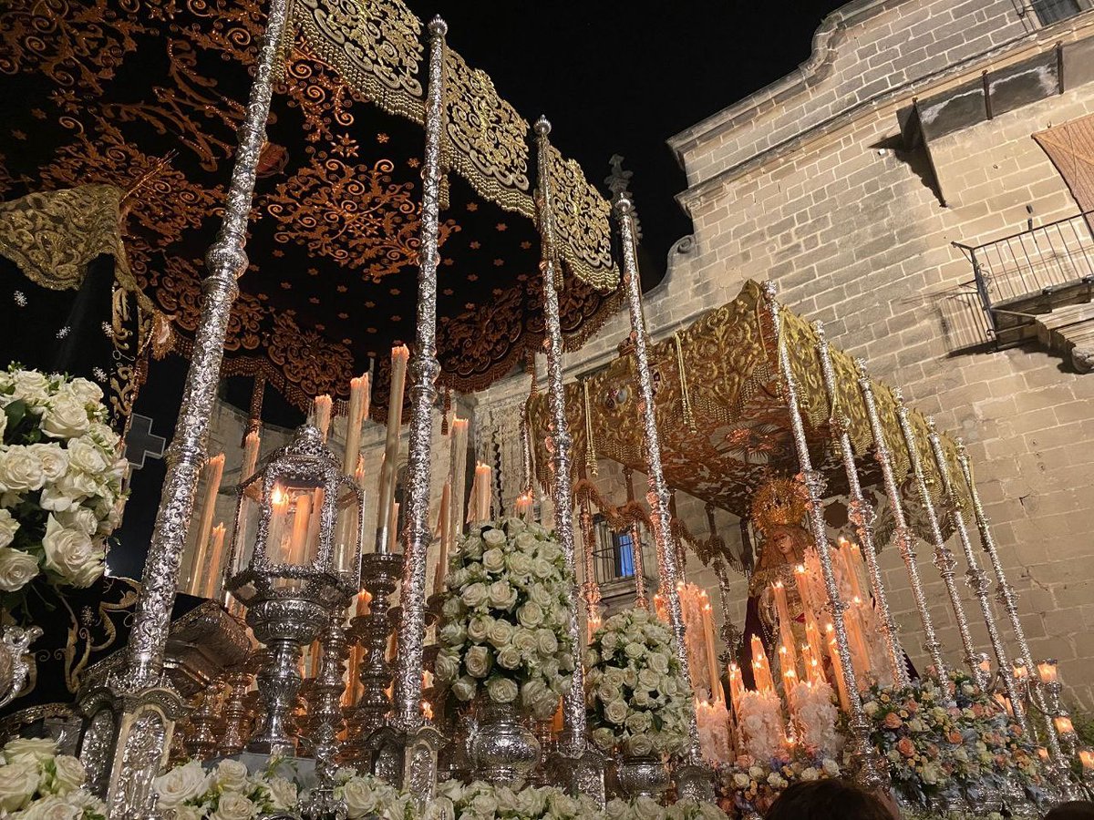 ESPECIAL I ANIVERSARIO MAGNA MARIANA

Hoy hace un año paso a la historia de nuestra Hermandad y de nuestra ciudad.

Aquí una pequeña muestra que perdurará en el recuerdo de todos.

SPES NOSTRA SALVE