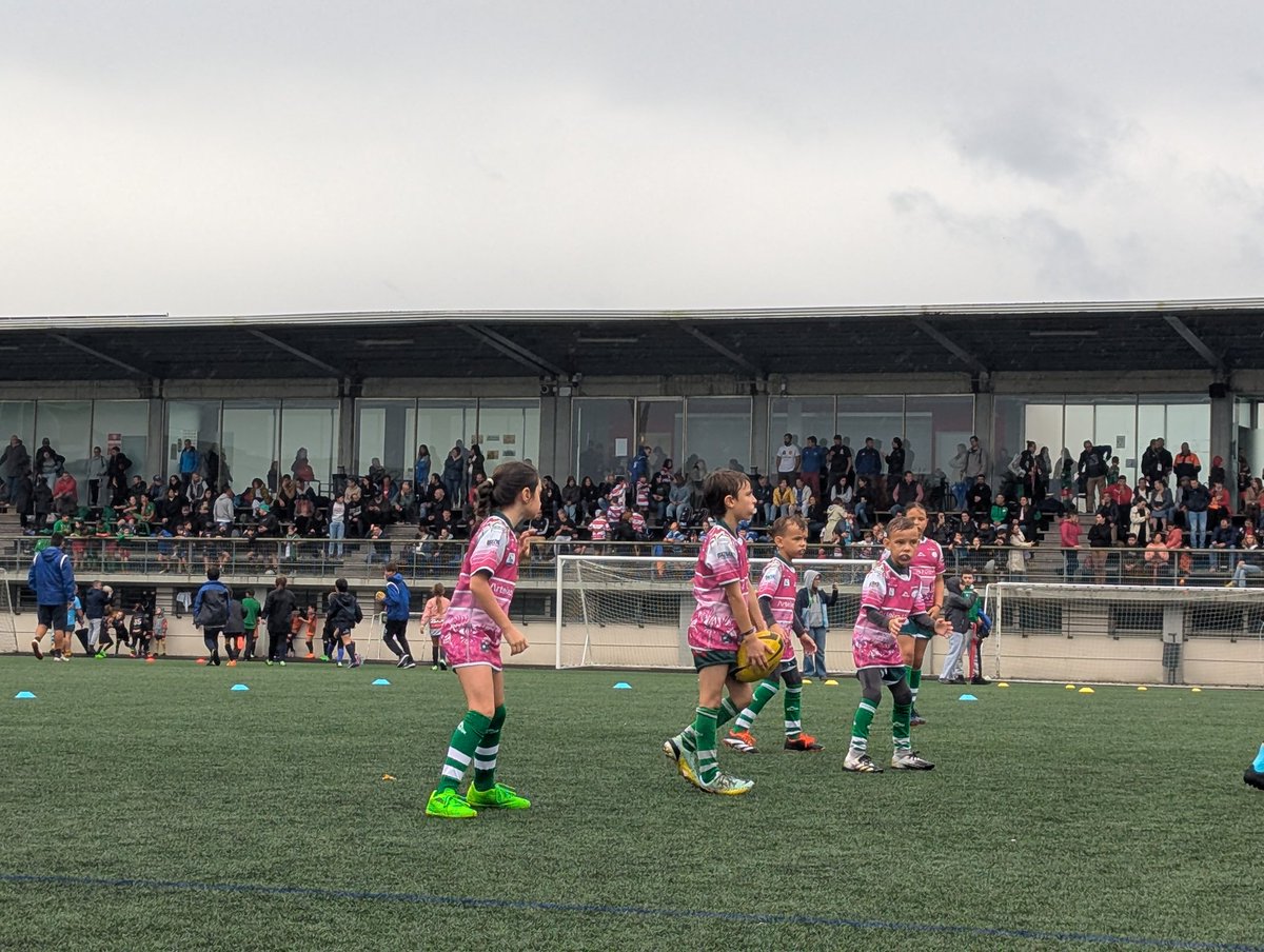 rugbyzalaeta's tweet image. Os nosos van de verde (e rosa)

💚🩷