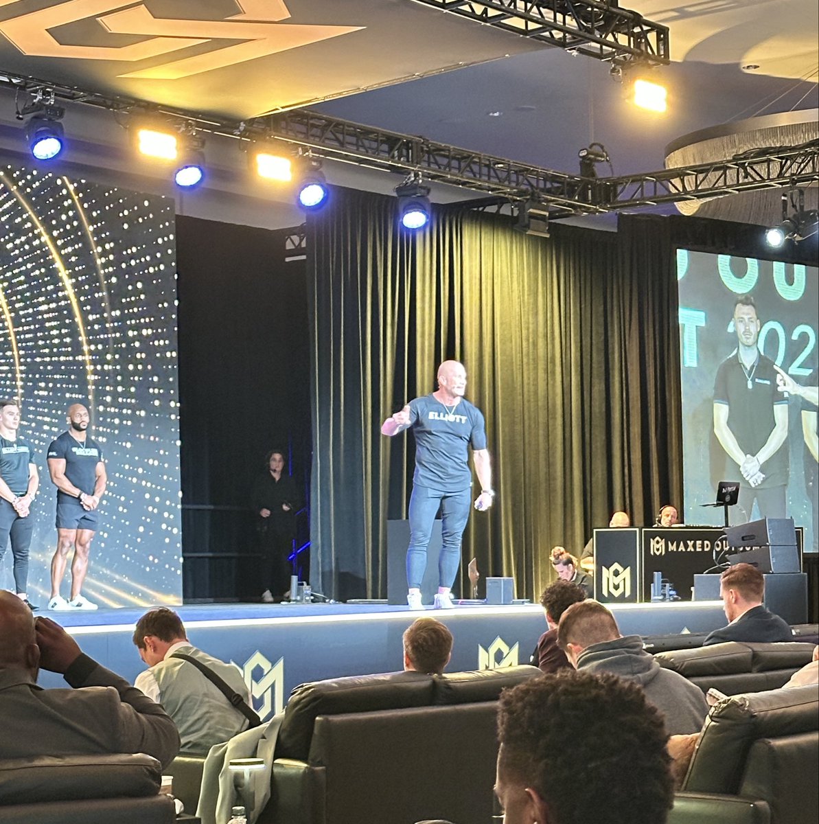 EricBHawk's tweet photo. Just wrapped up an epic day at the Maxed Out Summit in Tampa, FL yesterday! ￼ Mind-blown by Max Willett's leadership vibes, Coach Jon Gruden's killer Q&A on team-building & motivation (best I've heard!), and Andy Elliott's fire talk on mindset & excellence. Plus, Andy & Jackie Elliott's Q&A with Max was pure gold! ￼
Met amazing people from everywhere—top-notch networking, high energy, & even charity impact. If you're in sales or leadership, this is a must! Who's ready to max out? Drop your top mindset tip below! ￼
#MaxedOutSummit #Leadership #Sales #Mindset #Tampa #EntrepreneurLife