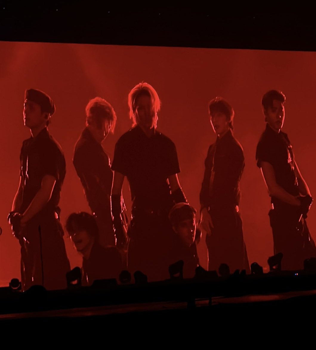 kira (fan account) tweet media