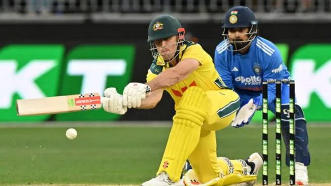 TNPNEWS1's tweet photo. IND vs AUS 1st ODI: ऑस्ट्रेलिया ने भारत को हराया, रोहित-कोहली का बल्ला खामोश
पढ़ें पूरी खबर: https://t.co/3e49MmB87R
#INDvsAUS #TeamIndia #INDvsAusodi #dlsmethod https://t.co/G7L3jtEutN