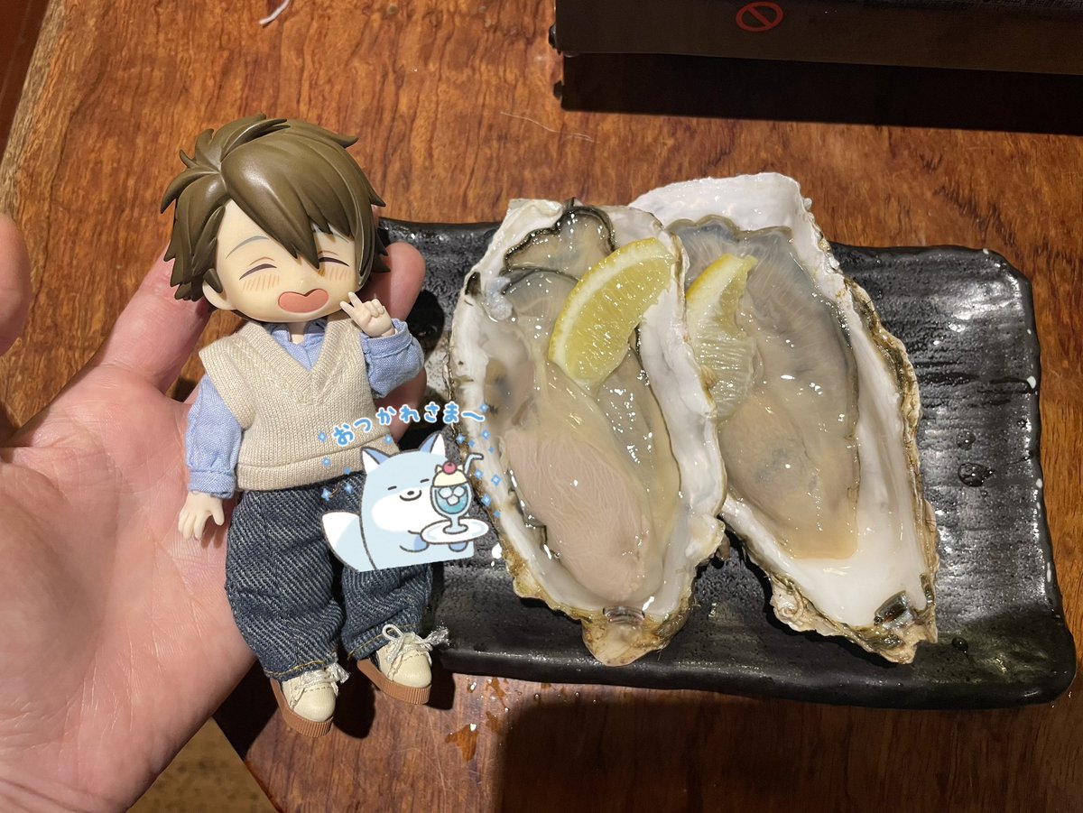 アイナナ総集編の舞台挨拶に行ったり、ギヴン展見たり、Z-Aの展示見たり、つなしほどの大粒の牡蠣を食べた✌️