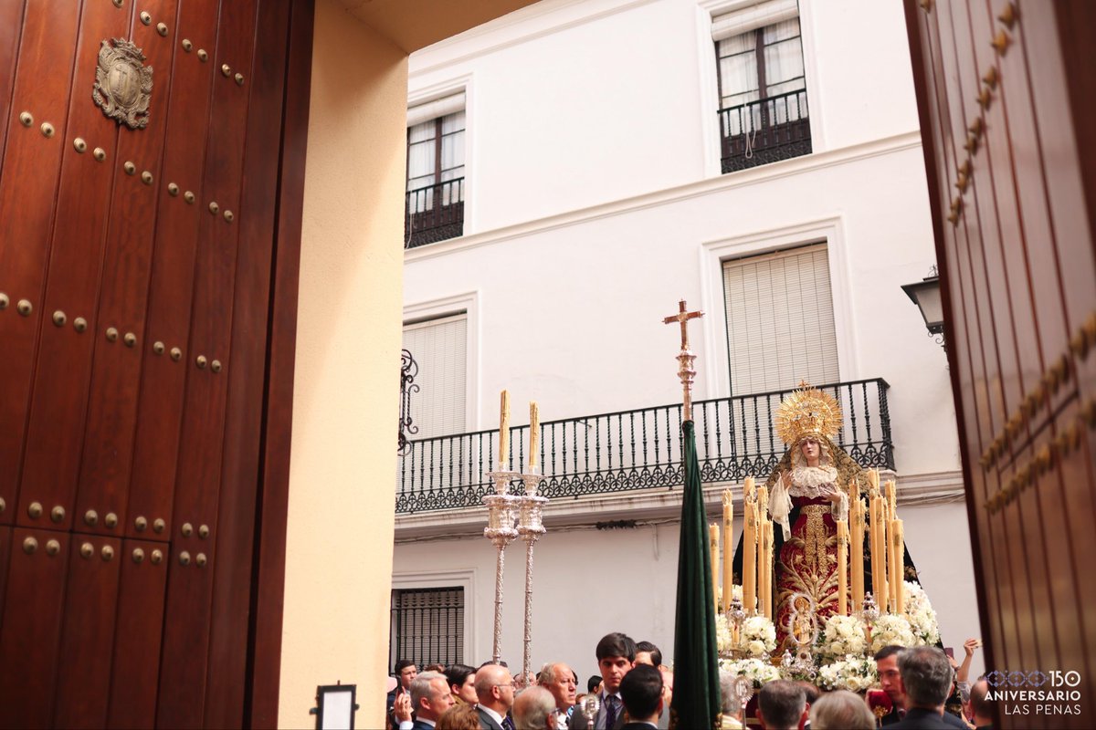 🟪⬛ 𝗦𝗢𝗟𝗘𝗠𝗡𝗘 𝗧𝗥𝗔𝗦𝗟𝗔𝗗𝗢 𝗗𝗘 𝗠𝗔𝗥𝗜́𝗔 𝗦𝗔𝗡𝗧𝗜́𝗦𝗜𝗠𝗔 𝗗𝗘 𝗟𝗢𝗦 𝗗𝗢𝗟𝗢𝗥𝗘𝗦 ⬛🟪⁣
⁣
📖 María les repite hoy: “Yo soy tu madre”. […] Que podamos recibir de María Dolorosa la fuerza de reconocer que la vida no se define sólo por el mal padecido, sino por