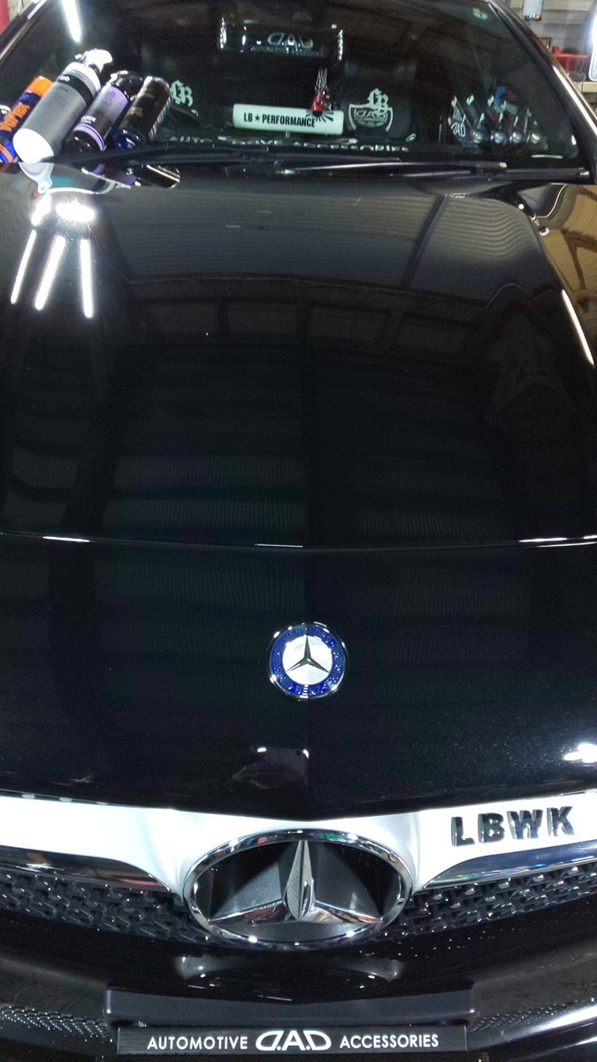 NOBU415105's tweet photo. #お部屋ガレージ
 #洗車
 #洗浄
 #シャンプー
 #カーシャンプー
 #セラミックシャンプー
 #QD
 #QUICKDETAILER
 #SiO2
 #セラミック
 #ヴューブレイク
 #KORREK
 #Angelwax
 #AutoFinesse
 #Kochchemie

洗車終わりました😰
バケツレス、ミットレス
結局コーティングしてしまう😎✨ https://t.co/zT1rEC4Myn